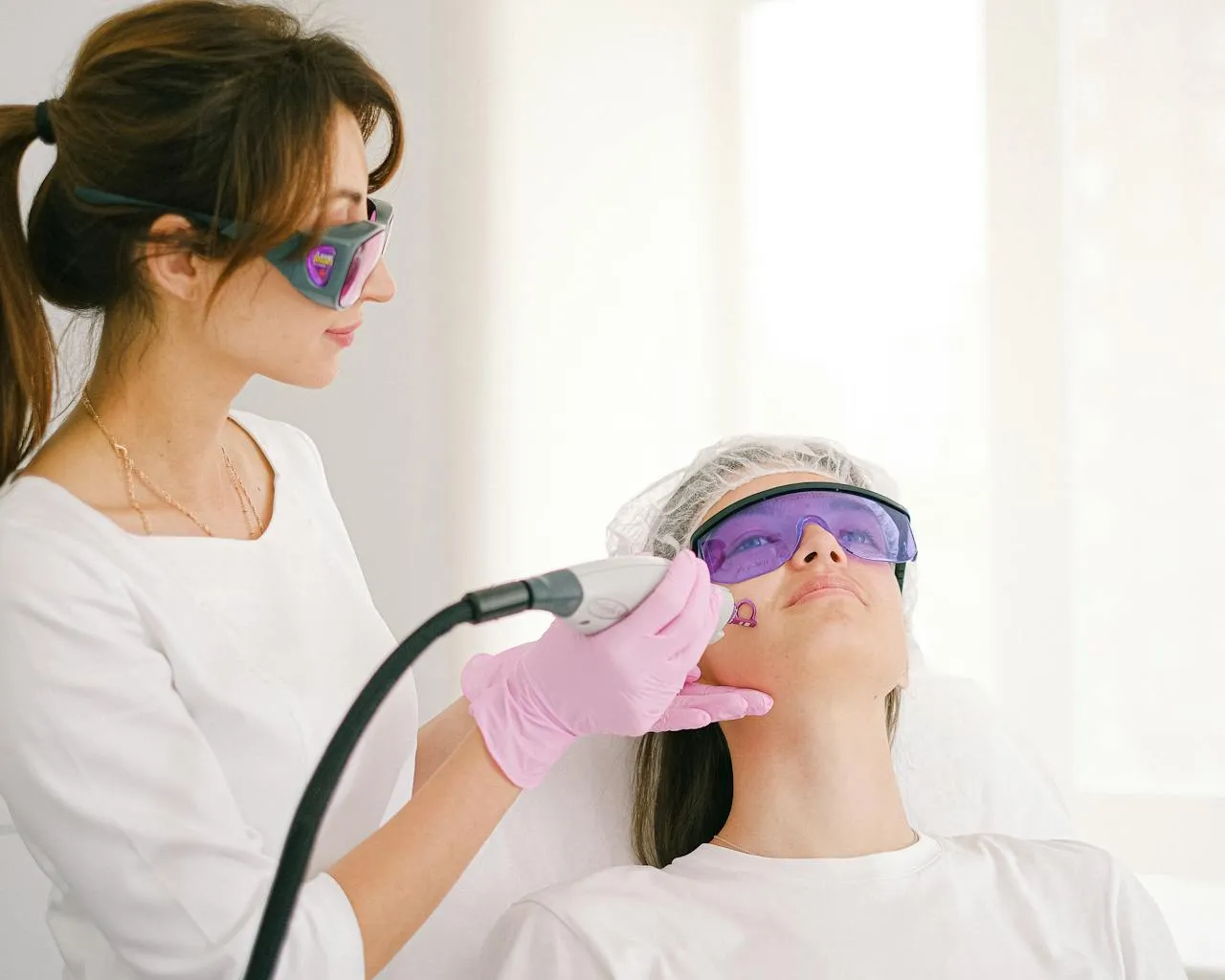 Laser Nd:YAG Q-switched — trattamento laser viso per lesioni pigmentate e ringiovanimento cutaneo